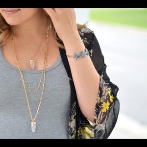STELLA & DOT Aria Pendant Necklace